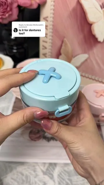 Replying to @Brooke McDonald absolutely yes girl 💕✨ my grandmother love it so much 😭✨#dentures #RetainerCase #OralCare #DentureStorageHolder #retainer 