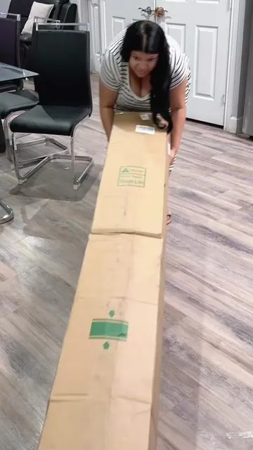 Colchón híbrido King 14 pulgadas | Colchón Memory Foam | Colchón con resortes individuales | Colchón en caja | Colchón firmeza media | Colchón que no transfiere movimiento | Colchón King 📦 Nunca imaginé que un colchón King de 14 pulgadas pudiera llegar así. Híbrido, cómodo y diseñado para reducir la transferencia de movimiento. #ColchónKing #MemoryFoam #DormirMejor #blackfriday  #descansogardens 