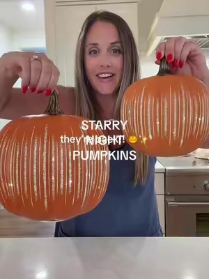 The Starry Night Illuminated glass pumpkins from @QVC, Inc are back!! They’re gorgeous! Perfect for fall decor 🎃 #fall #falldecor #pumpkins #pumpkindecor #homedecor 