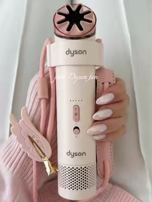#dyson #portablefan #summeressentials #handheldfan #dysonairwrap 