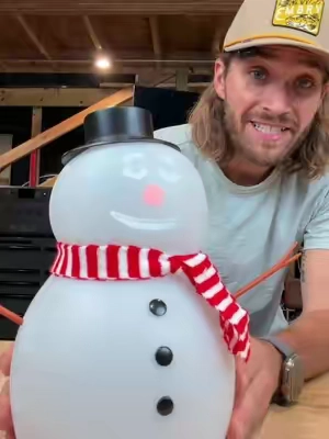 Frostbyte Animated Talking Snowman #talkingsnowman #christmasdecorations #frostbyte  #qvc