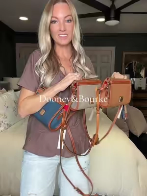 #dooneyandbourke #purse #qvcloyaltyprogram #eastwestcrossbody 