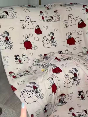 something about snoopy at christmas just feels like childhood 🤍 #snoopy #peanuts #berkshireblanket #peanutschristmas #christmasthrow