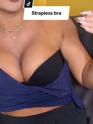 It DOES come with straps if you’re skeptical #tiktokshopsummersale #tiktokshopcreatorpicks #luckmeey #straplessbra #bra 