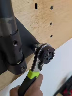 Simplify your tool collection with the SEESE 6-22mm adjustable ratcheting wrench featuring directional switching for effortless tightening and loosening. Tap the product link to shop this non-slip portable ratchet wrench while the sale lasts. #rachetwrench #mechanic #toolreview #handytools 