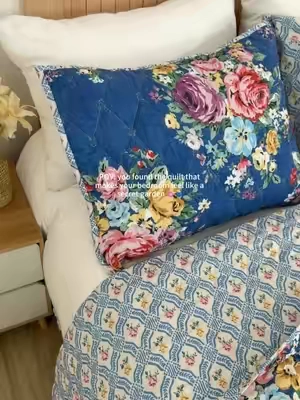 My kind of therapy: slow mornings, cozy corners, and a floral quilt that makes staying in feel even better 🌸📖✨This vintage-inspired floral quilt set brings the perfect cozy cottage feeling to my bedroom 🤍  #DealsforYouDays   #quiltset #cozybedroom #bedroommakeover #cozyhome      