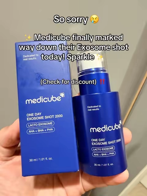 Trying Medicube’s One Day Exosome Shot 2000 💙 A mild spicule serum with AHA, BHA & PHA that helps smooth the look of texture and refresh dull-looking skin. #medicube #ExosomeShot #KoreanSkincare #skincare 