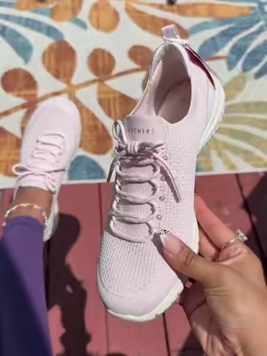 Skechers sneakers 🩷 #skechers #sneakers #skecherssneakers #skechersshoes 