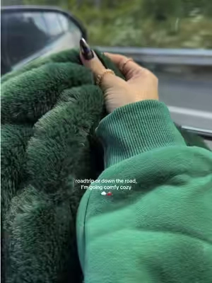 always choosing cozy comfy >>> 