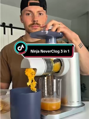 my wife’s new obsession. but this deal is only for a limited time 😅 #juicer #shedder #slicer #ninjaneverclogjuicer #KitchenHacks 