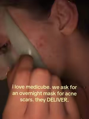 and ty medicube for making it 40% off rn, us acne girls have already been through enough 🫶🏼🫶🏼 #medicube #acne #acnescars 