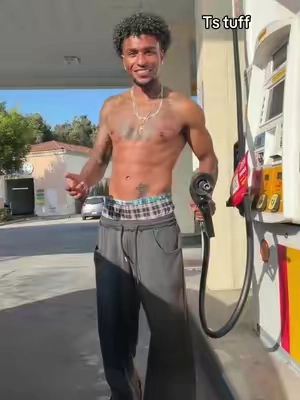 Sweatpants tuff asf #aelfriceden #clothes #fashion #fashiontiktok 