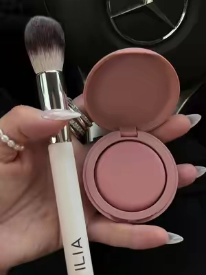 Free brush 💁🏻‍♀️🫶🏻