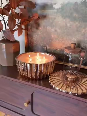 A crispy fall day, football on the tv, chilli cooking and this candle burning 🍁 #fall #candles #christmascandle #christmas #candle 