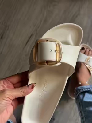 #birks #birkenstock #birkenstocksandals #TikTokshopbacktoschool #BackToSchool 