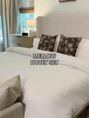 The perfect refresh and it feels like a literal dream 💤💭 @Mellow Sleep #mellow #duvetset #marshmellowcomforter #cozybedding #bedroominspo 