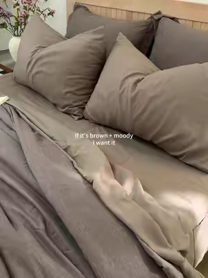 Okay, we may be a little obsessed 🤏🏻🤎 Meet Lux-Amber Brown—a cozy 7-piece bedding set with side pockets for all your bedside essentials.  #HomeEssentials #TikTokshopbacktoschool #Bedding #ComforterSet #MoodyBedroom  