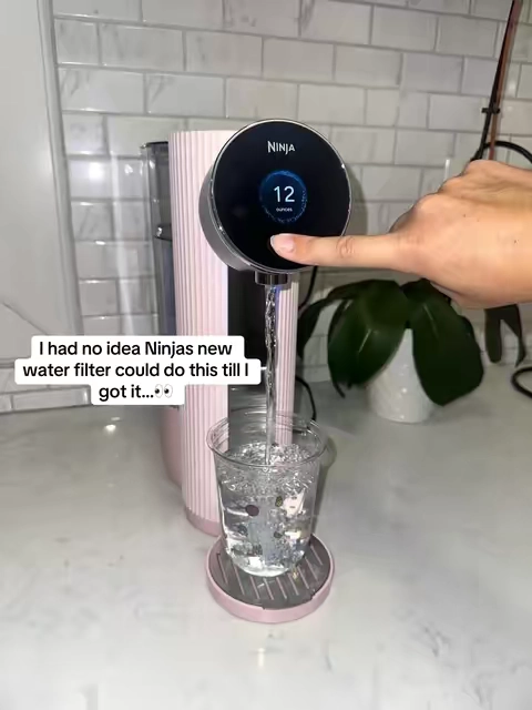 And it’s ICE COLD 🧊 #waterfilter #cleanwater #filter #TikTokshopbacktoschool #giftguide 