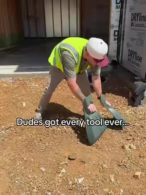 Fall is right around the corner… spare your back #fall #leaves #tools #yardwork #tiktokshopcreatorpicks 