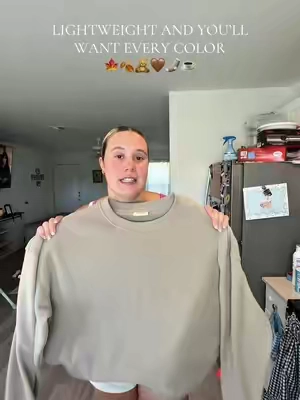 So cute!! #fallfashion #comfrt #lightweight #crewneck #fallszn