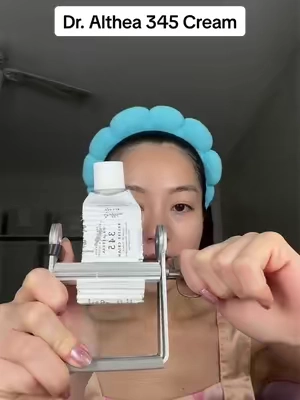 Day 7 of me squeezing this @Dr.Althea US 345 relief cream until i can open a new one!! #dralthea #345reliefcream #sensitiveskin #koreanskincare #TikTokShopCreatorPicks 