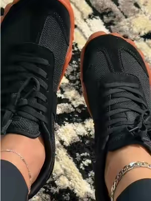These are the best ever 🙌🏽👣 and deserve every bit of the hype. #barefootshoes #widetoebox #walkingshoes #comfortableshoes 