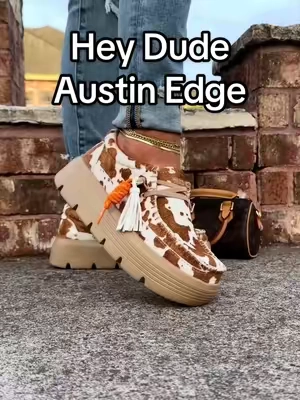 Hey Dude just launched the new cow print Austin edge! I’m so obsessed! #heydude #heydudeaustinedge #heydudeaustin #tiktokahopcreatorpicks #fallshoes @HeyDude 