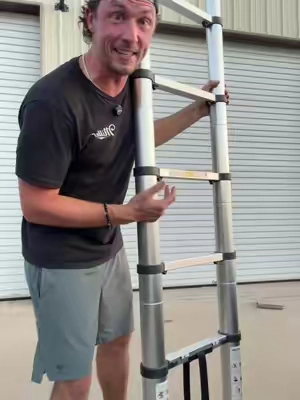 Heavy duty and lightweight 20ft telescoping extension ladder @SEESE Store #seese #tools #ladder #tiktokshopcreatorpicks #falldealsforyou 