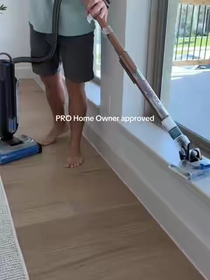 This thing actually cleans my entire house #aquareach #vacmop #cleaninghacks #sharkhome #tiktokshopcreatorpicks 