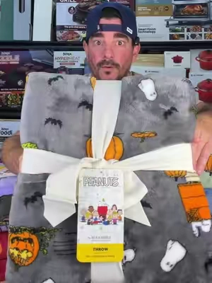 All new Berkshire Snoopy Halloween blankets just dropped! #snoopyhalloween #snoopy #cozyblanket #peanutsblanket