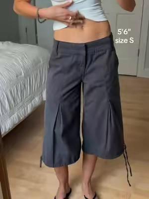 in looove w these capris/ shorts