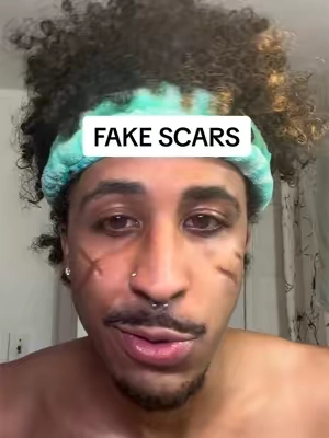 Fake scars for Halloween 🧟 #mehron #halloween #scarringliquid 
