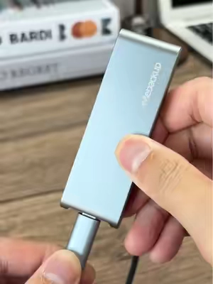 25000 photos.500hours of video.All in one tiny device#DealsForYouDays #SummerWins #flashdrive #memory #phonestorage 