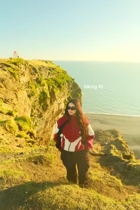 #hikingfit #streetwearstyle #streetwear #colorblocksweater #tiktokshopcreatorpicks 