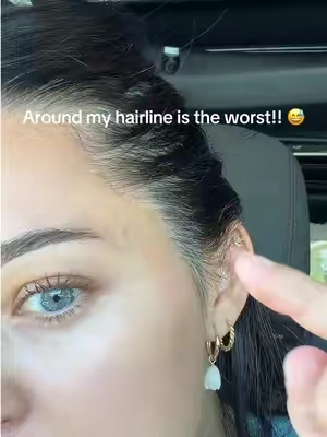 Saves me In between root touch ups!!! A must for gray hair! So good! @tarte cosmetics  #grayhair #graycoverage #greyhair #roottouchup #tartecosmetics 