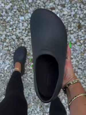 @Crocs #crocs #crocsnewarrivals #tiktokshopstockup #nursetok #healthcareworker 