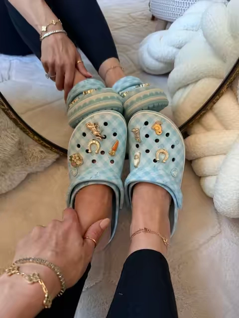 Florence by Mills crocband clogs  #crocs #crocsseptemberspotlight #clogs 