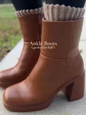 To say that I like with these chunky heel ankle boots is an understatement… I LOVE them. Perfection 👌🏼🍂🤎 #ankleboots #boots #fall #fall2026 #fallfashion @Rihero 