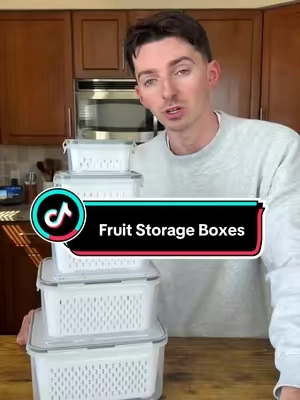 How to get your fruit to last way longer & save some money on spoiled food 🍓🫐 #KitchenHacks #kitchengadgets #kitchen #fruit #freshfruit 