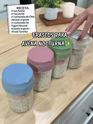 Respuesta a @🇸🇻🇸🇻 SALVADOREÑA DE ❤️❤️ Frascos de vidrio de 16 oz para preparar avena, yogur o parfait y llevarlos fácilmente. Incluyen tapas, compartimentos para toppings y cucharas plegables. #OvernightOats #DesayunosSaludables #MealPrepIdeas #RecipientesDeVidrio #tiktokshopcreatorpicks