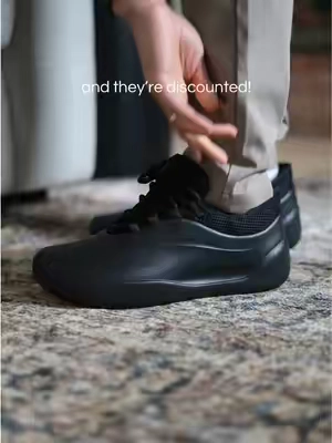 Nicest work sneakers on the market #crocs #crocsseptemberspotlight #workshoes #worksneakers #scrublife 