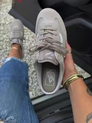 @vans #vans #vansshoes #shoes #sneakers #tiktokshopstockup 