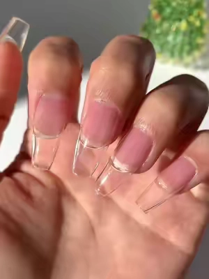 This is the part of the nail routine I really care about—the hold 💅  #aillsa #sohochi #fypagee #nailinspo #nailglue  