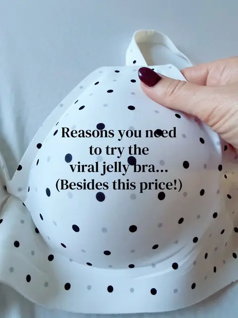 Soft, comfy, flattering and cloudlike. You’ll never want to go back to a regular bra #bra #jellybra #comfortablebra 