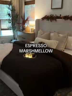 don’t be late this time 🧸☕️🍂☁️ @Mellow Sleep #mellow #marshmellowcomforter #brownbedding #fallbedroom #viralcomforter  