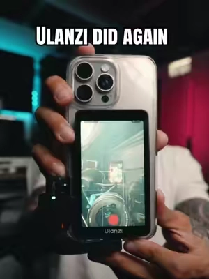 Don’t know why it took this long to make a selfie monitor wired so you don’t get the lag but it’s finally here and affordable.  #selfiemonitor #selfiemonitorscreen #ulanzi #contentcreatortools 