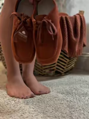 Cute fall shoes are great… but cute AND comfortable? That’s the real win. 🤎🍂  Genuine suede, nonslip AND memory foam. 👏🏼 This is the color whiskey. So many great Fall colors to pick from. ✨ @Project Cloud #projectcloud #fall #fallshoes #oxfordshoes #fallaesthetic