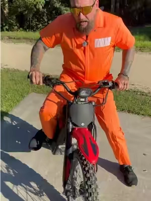 The Yozma IN 10 pro is bigger and badder than the original IN 10. Its faster, bigger, and has a lot more range! #emoto #ebike #dirtbike #motorbike #motorcycle 