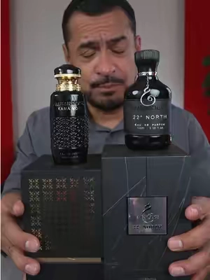 incluye 22° North y Kama Noir, dos Eau de Parfum de 100 ml con perfiles diferentes: uno oscuro y amaderado, y otro cálido, dulce y gourmand para cambiar de fragancia según la ocasión. #Embarouge #22North #KamaNoir #PerfumesArabes #PerfumeParaHombre
