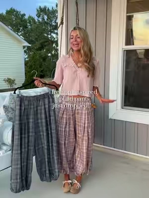 SHUT UPPP😍 these are FLYING off of the shelves! straight off of my Pinterest board!! Such a good look for less! Wearing size M! #boujeeonabudget #affordablefashion #fallfashion #lookforless #PreppyStyle 